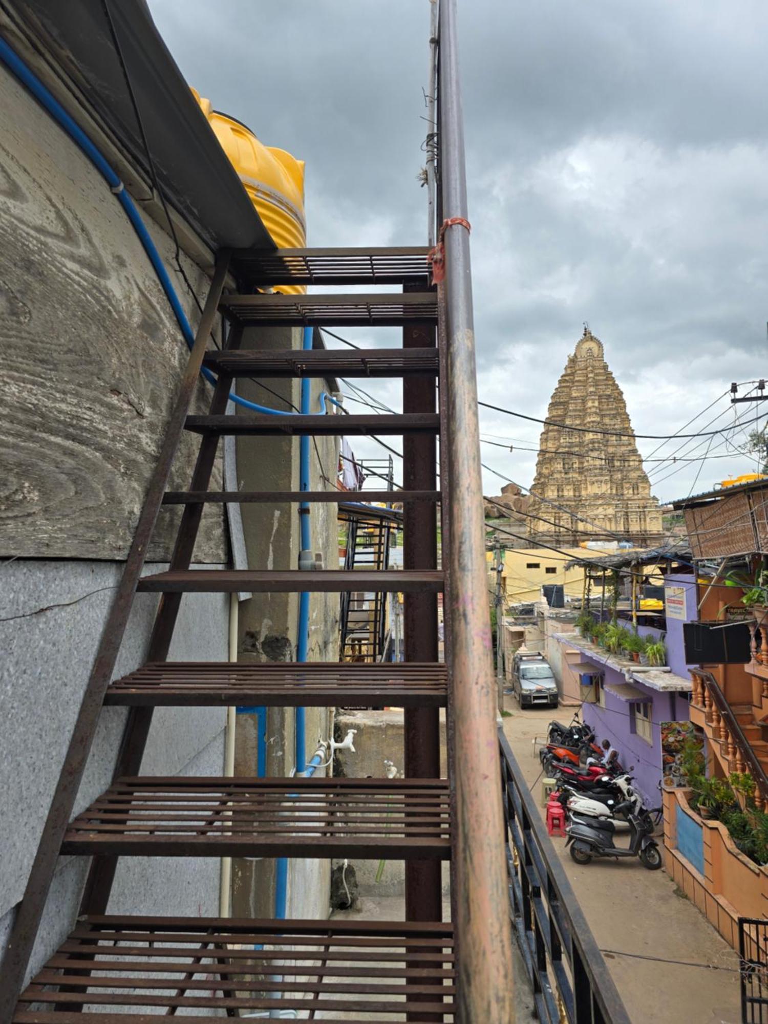 Lakshmi Heritage Tourist Home Hampi Eksteriør bilde