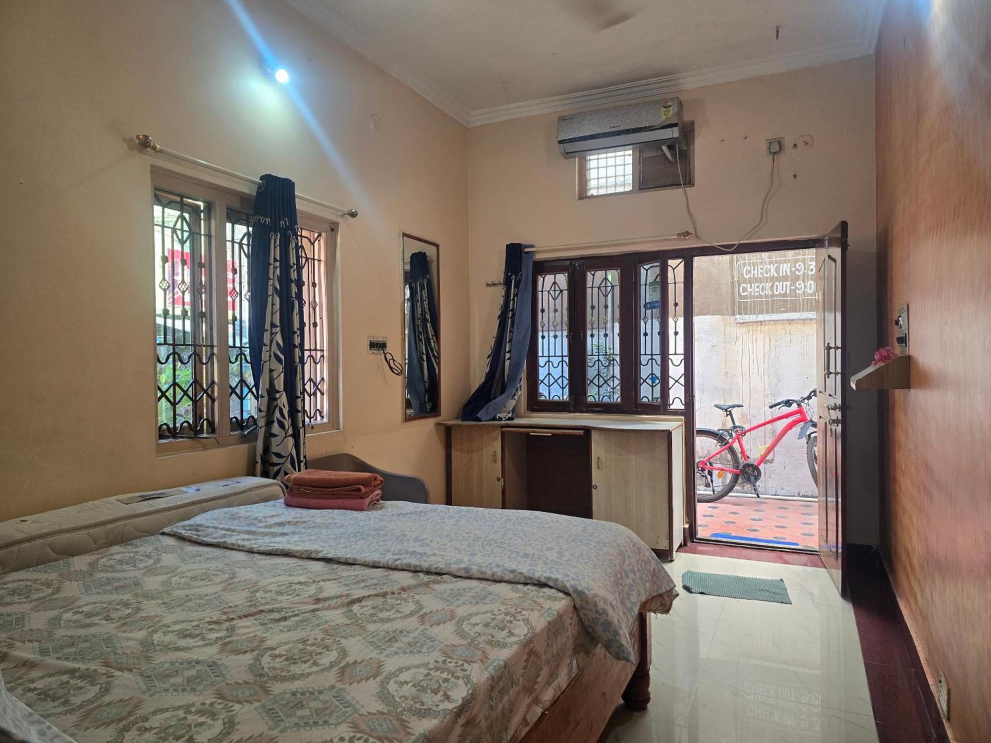 Lakshmi Heritage Tourist Home Hampi Eksteriør bilde