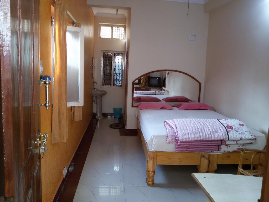 Lakshmi Heritage Tourist Home Hampi Rom bilde
