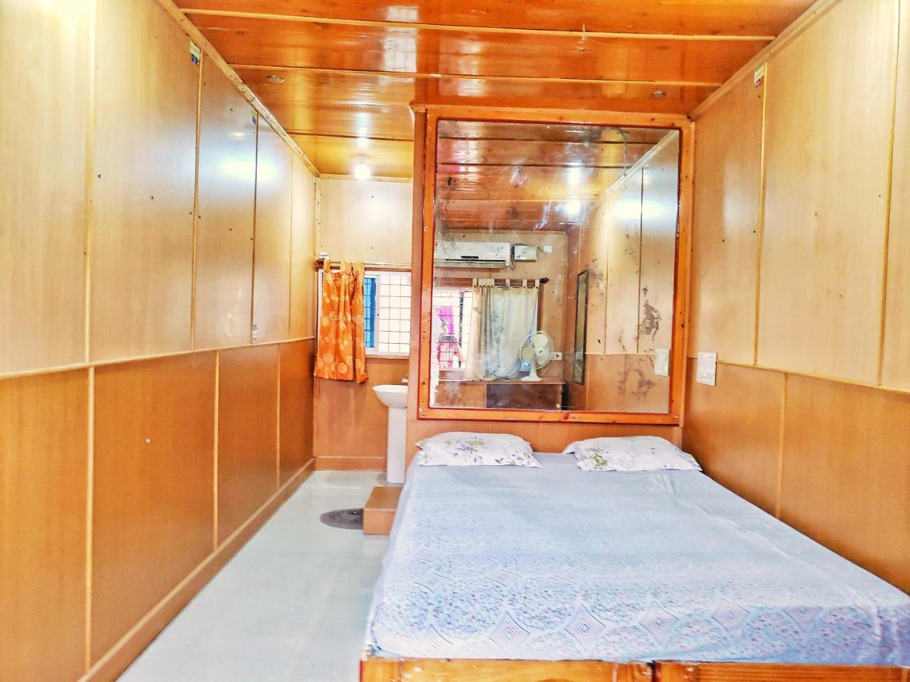 Lakshmi Heritage Tourist Home Hampi Eksteriør bilde